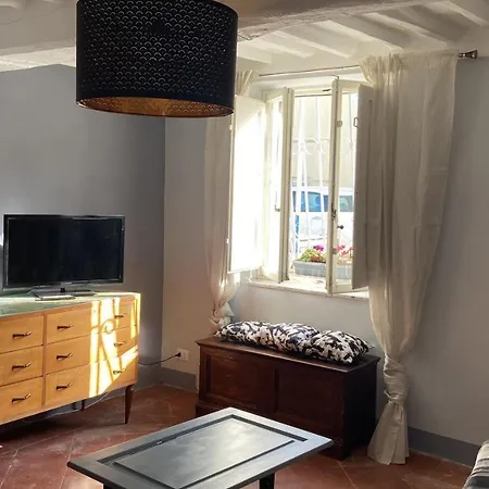 Casa Onelia Lucca